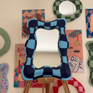 Clothó – Blue Checkered Mirror